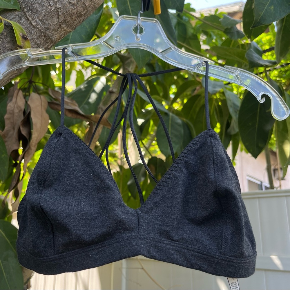 Victoria’s Secret Grey Bra.